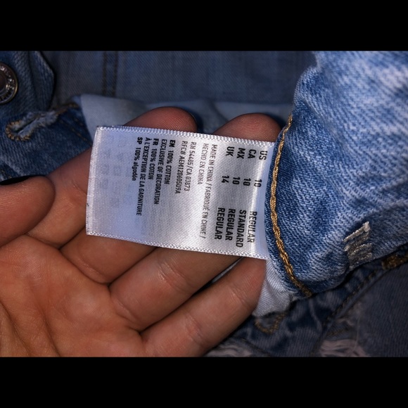 Very distressed boyfriend jeans - Picture 5 of 5